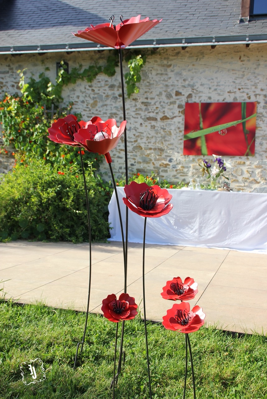 coquelicot de métal